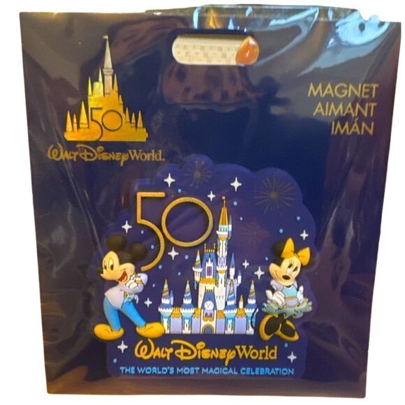 NWT Disney World 50th Anniversary Magnet - Picture 1 of 2